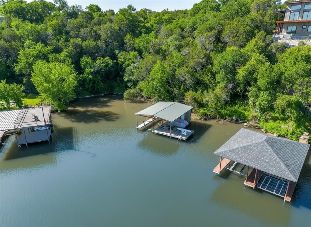 228 Rock Harbor Drive Property Photo 40