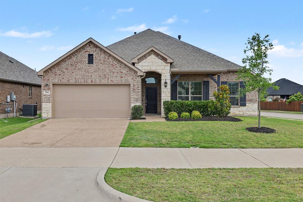 2916 Bobcat Drive Property Photo 1