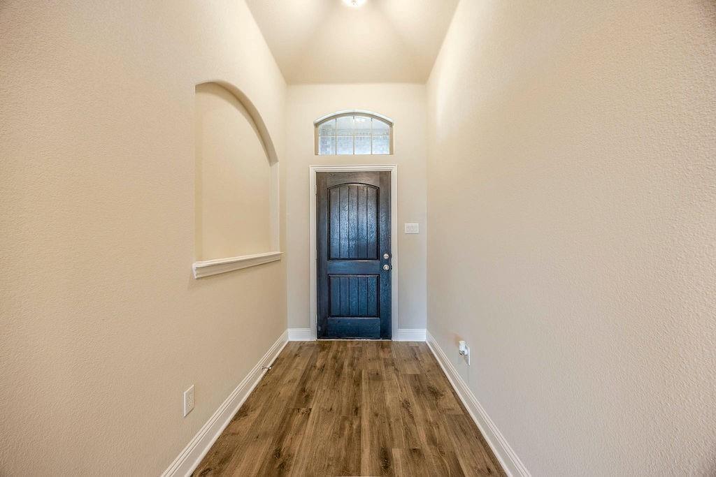 2916 Bobcat Drive Property Photo 4