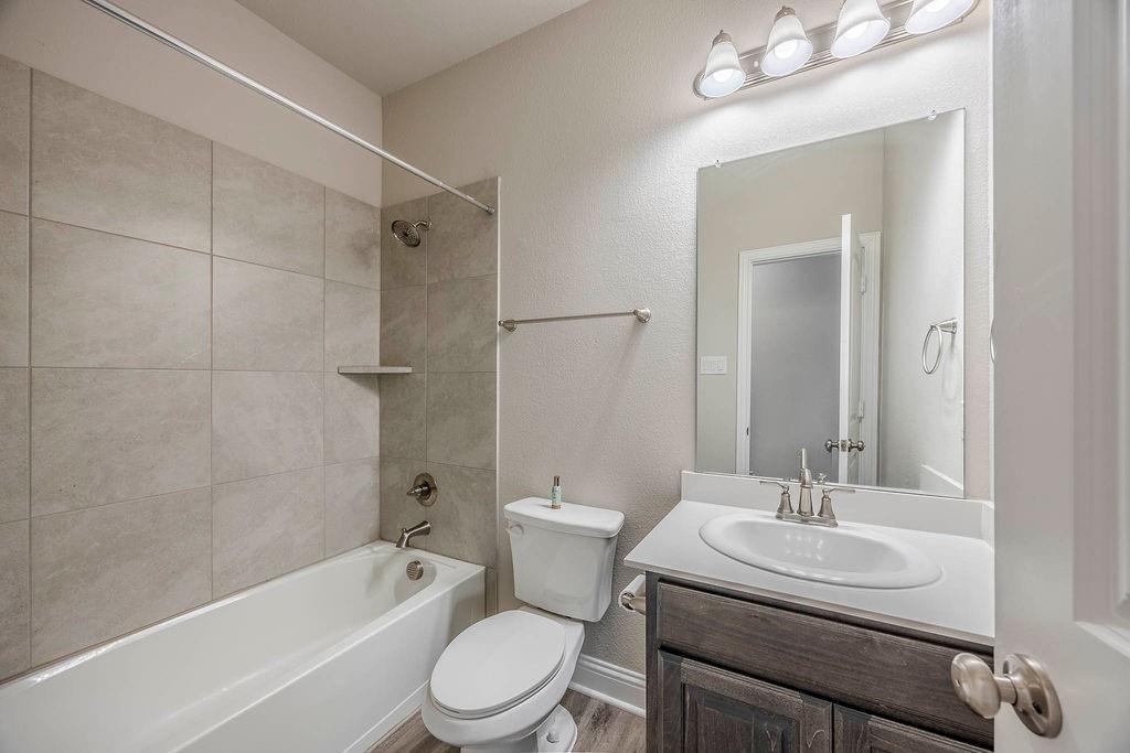 2916 Bobcat Drive Property Photo 18