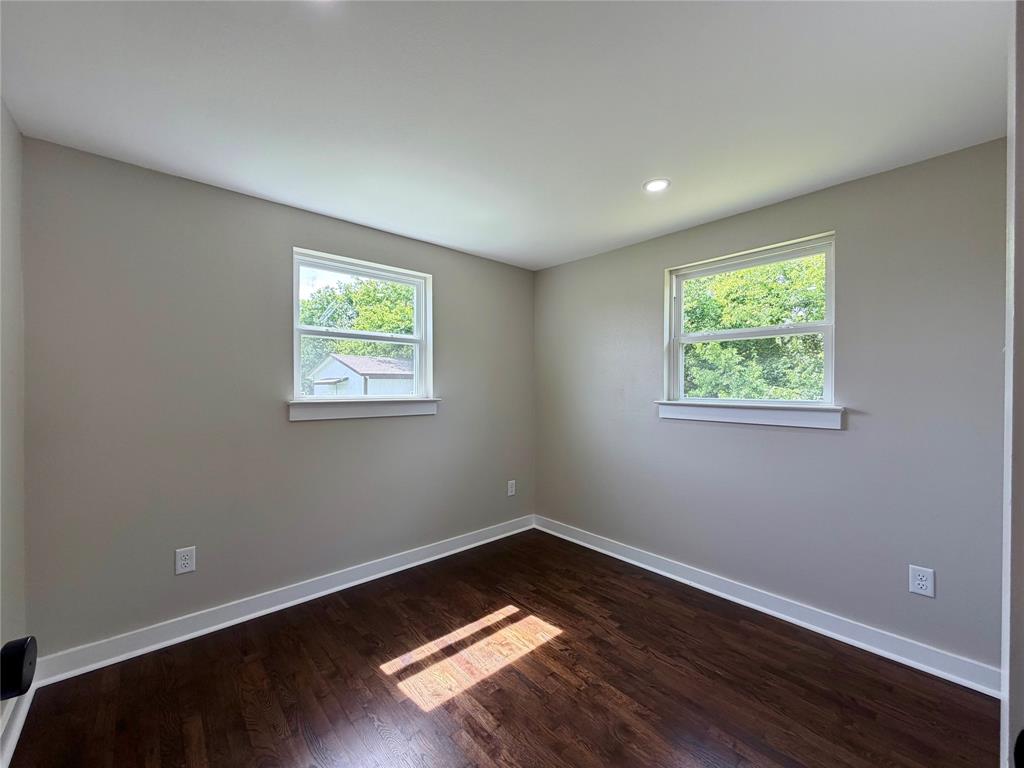 615 Smith Circle Property Photo 13