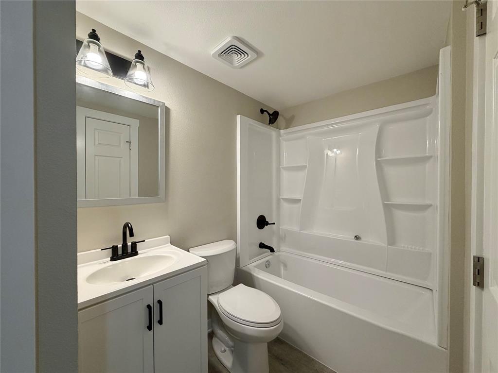 615 Smith Circle Property Photo 15
