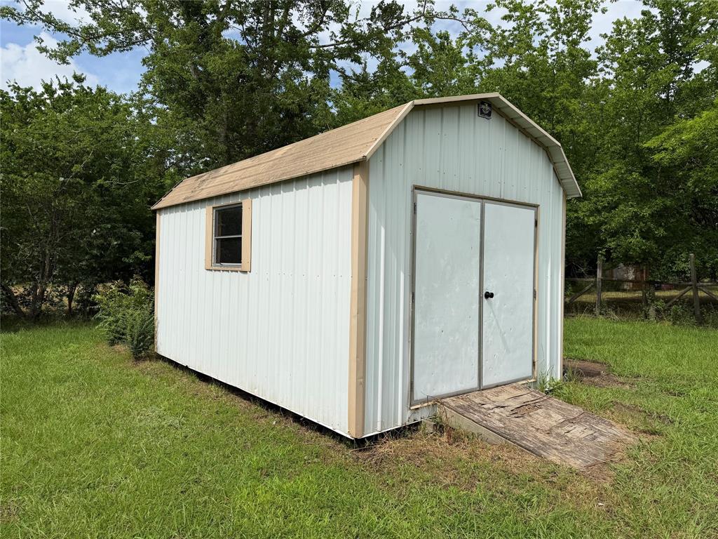 615 Smith Circle Property Photo 17