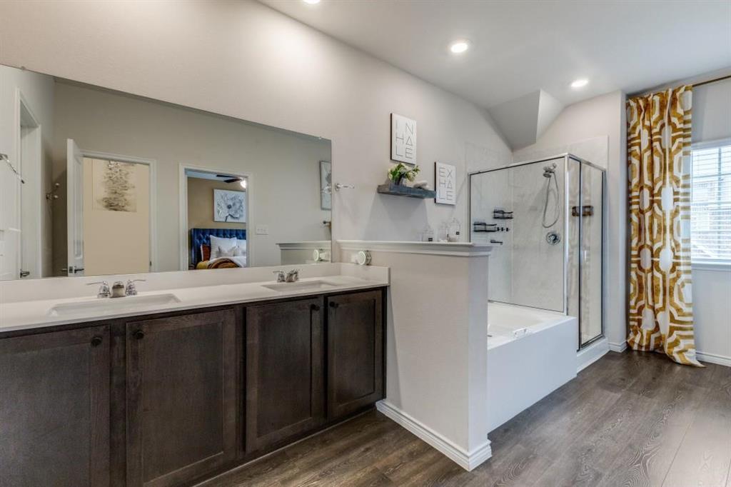 2104 Steer Creek Place Property Photo 13