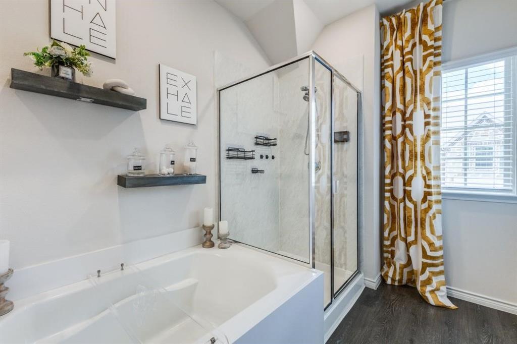 2104 Steer Creek Place Property Photo 14