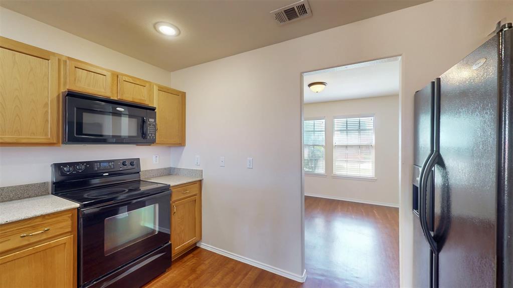 9020 Noontide Drive Property Photo 11