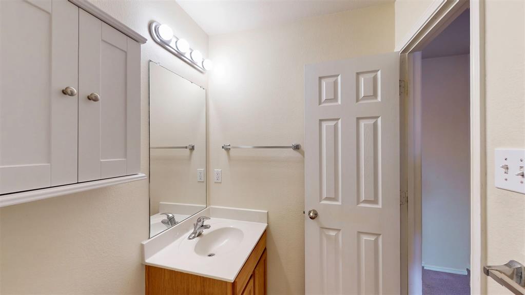 9020 Noontide Drive Property Photo 23