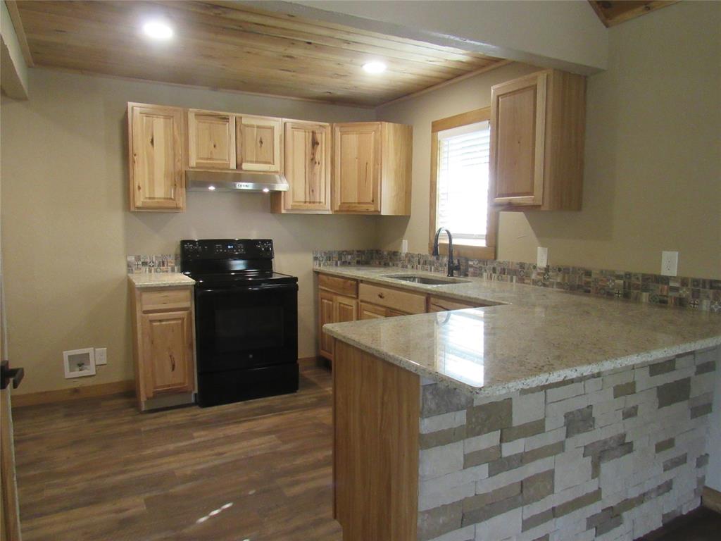 391 County Road 147 Property Photo 6