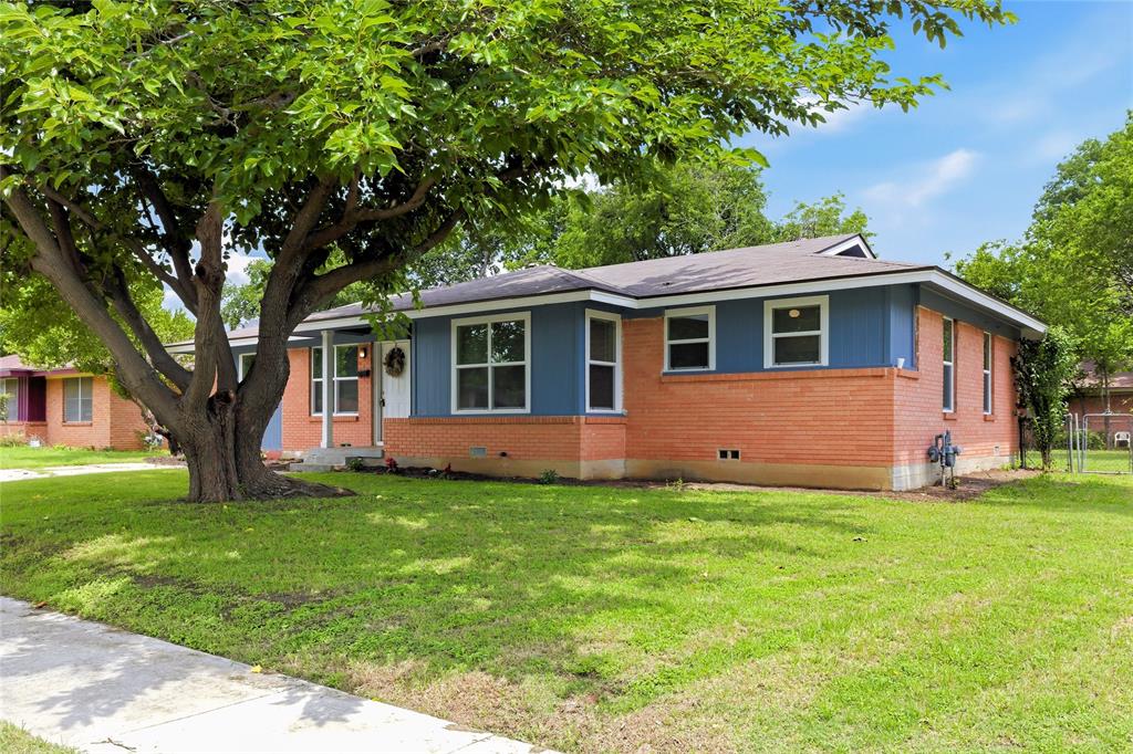 1209 Glasgow Road Property Photo 1