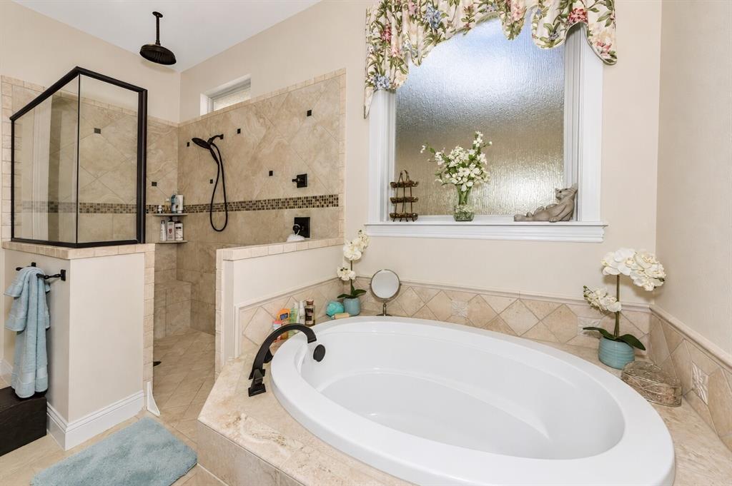 12413 Eagle Narrows Drive Property Photo 21