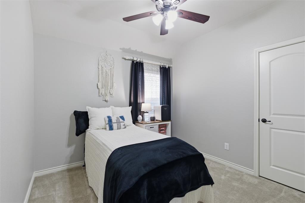 712 Mist Flower Drive Property Photo 20