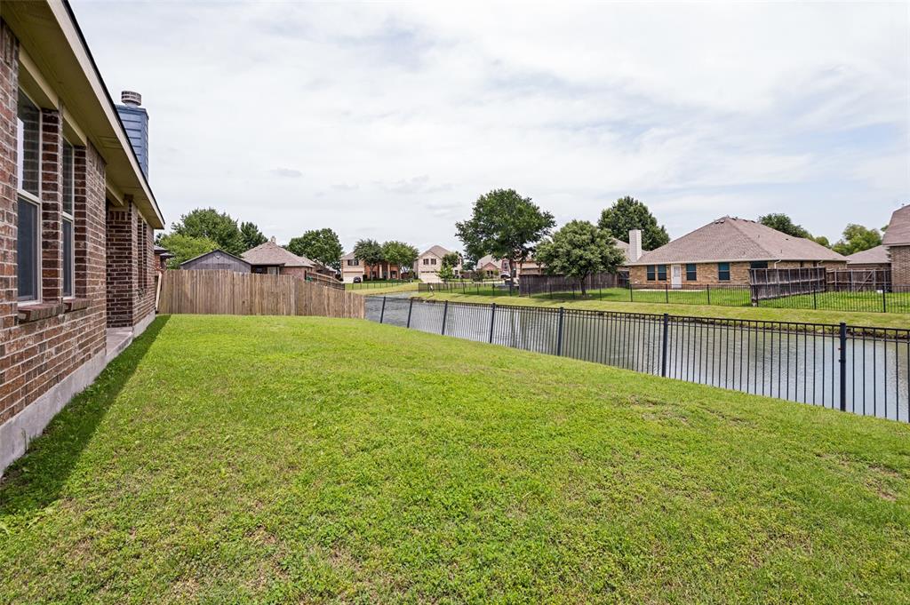 1097 Luton Drive Property Photo 3