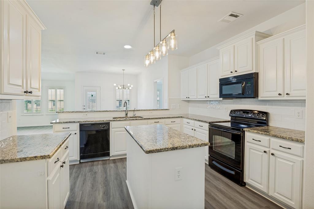 1097 Luton Drive Property Photo 17