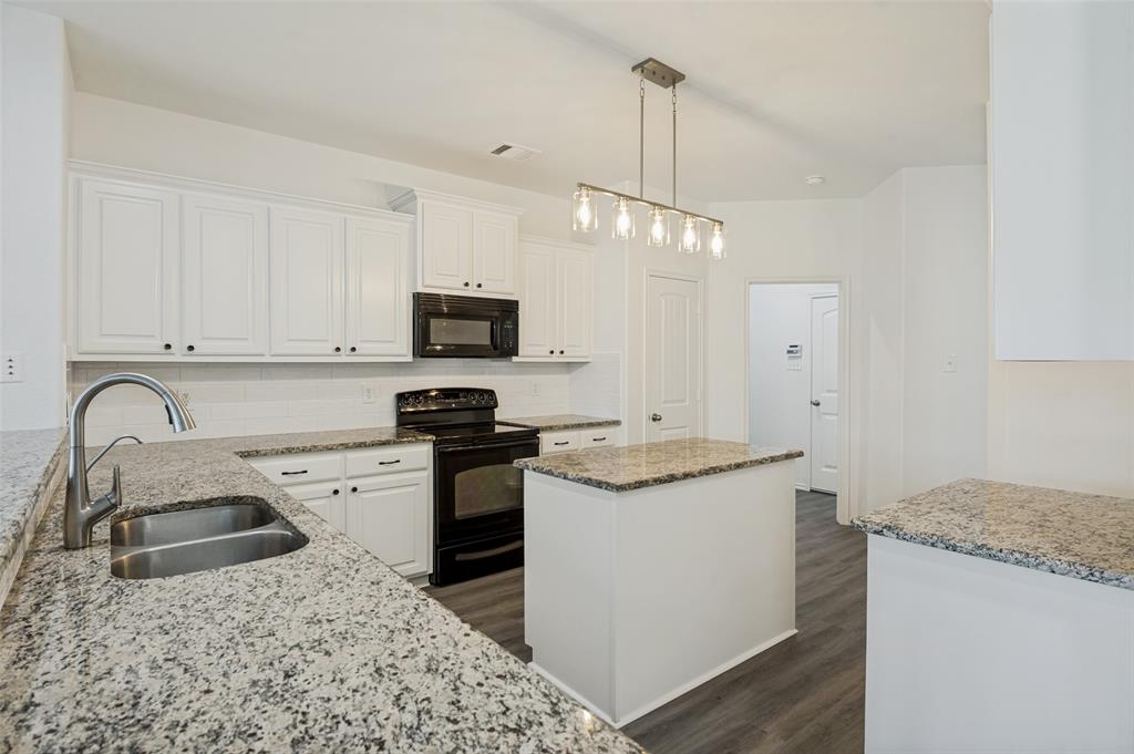 1097 Luton Drive Property Photo 18