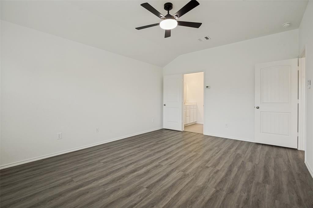 1097 Luton Drive Property Photo 20