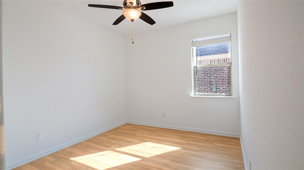 6932 Falconer Way Property Photo 12