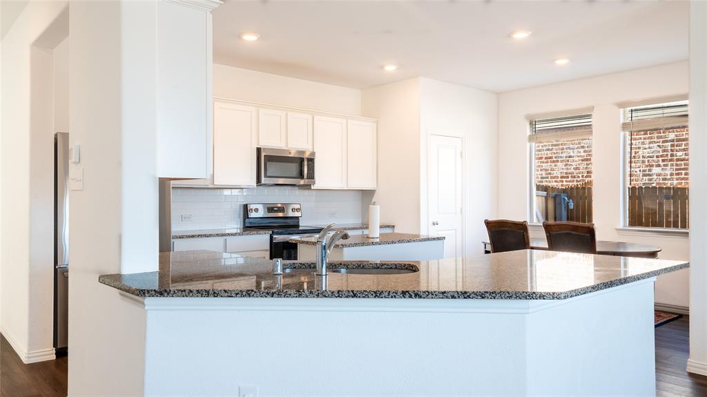 6932 Falconer Way Property Photo 23