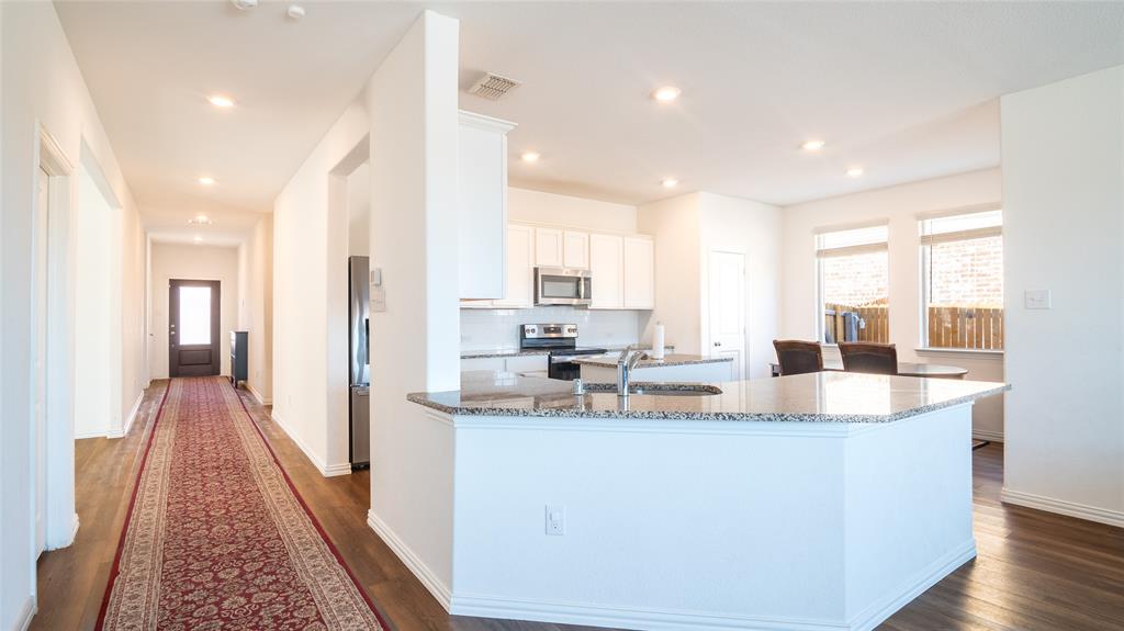 6932 Falconer Way Property Photo 28