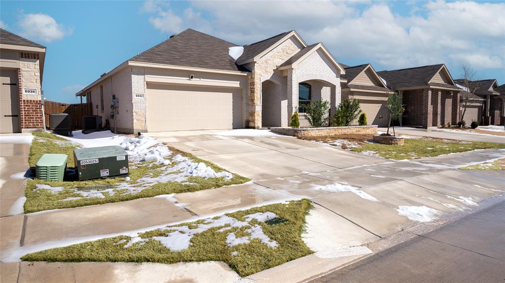 6932 Falconer Way Property Photo 40
