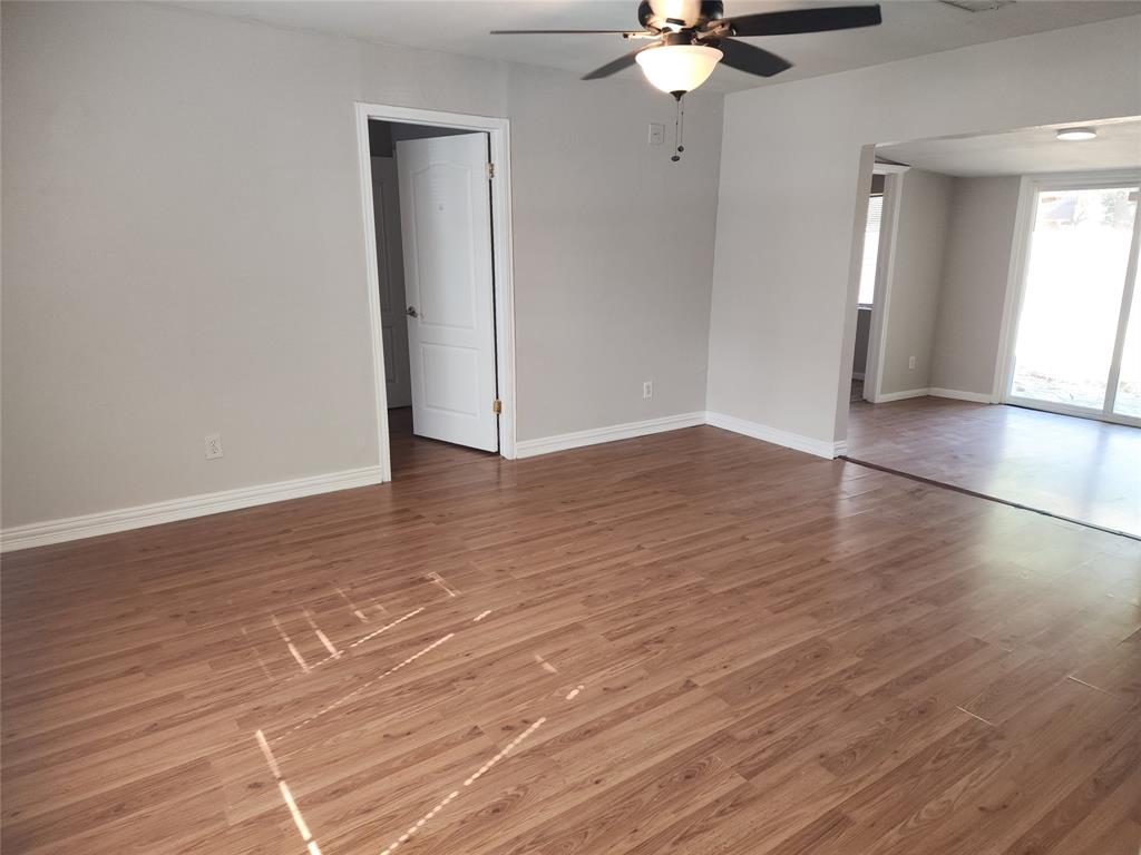 808 Howell Drive Property Photo 7