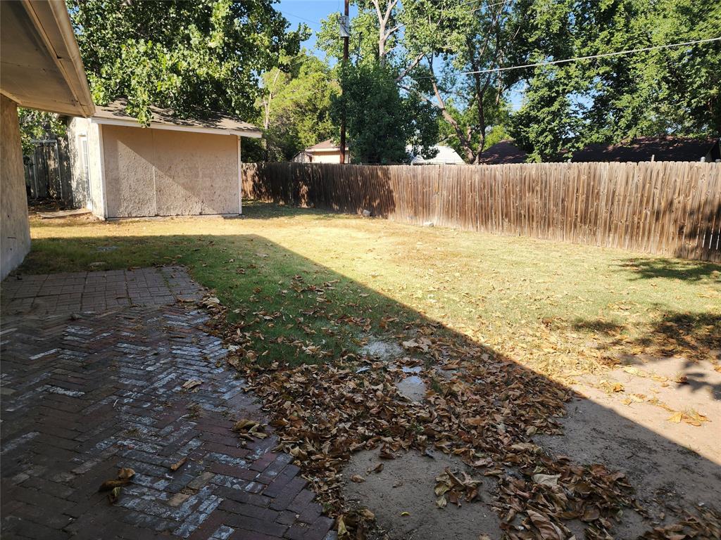 808 Howell Drive Property Photo 14