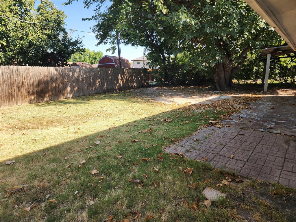 808 Howell Drive Property Photo 15
