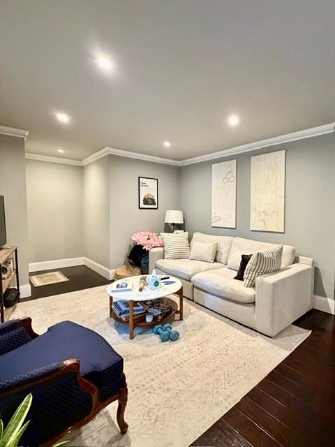 4219 Avondale Avenue 215 Property Photo 7