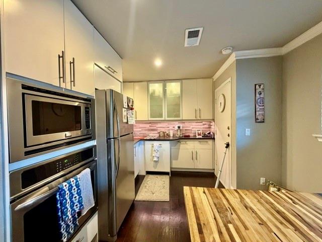 4219 Avondale Avenue 215 Property Photo 8