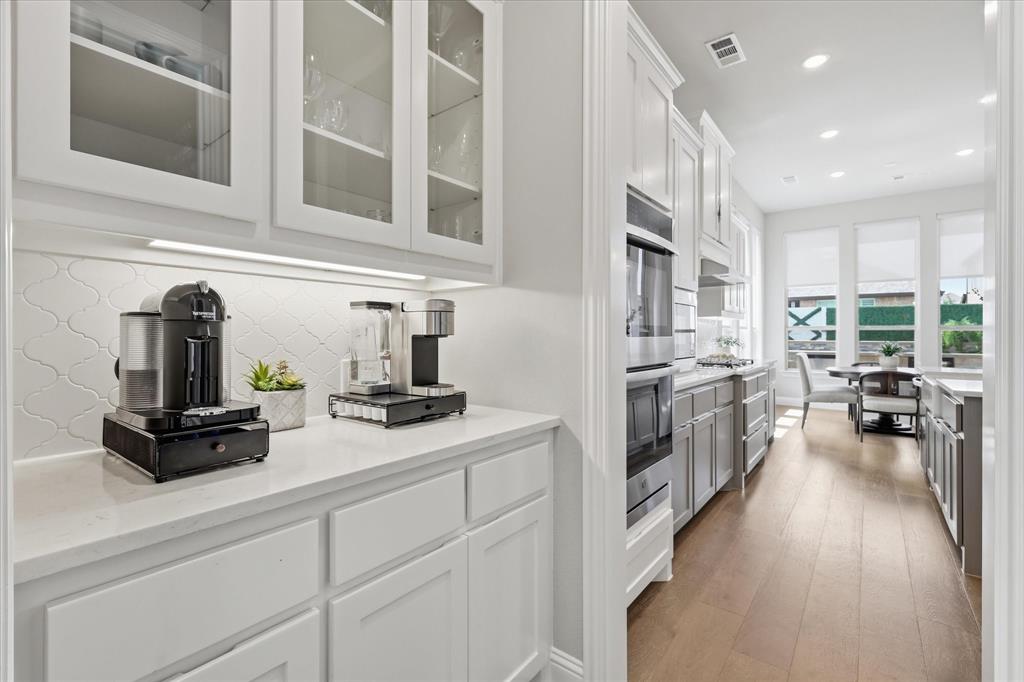 1209 10th Street Property Photo 7