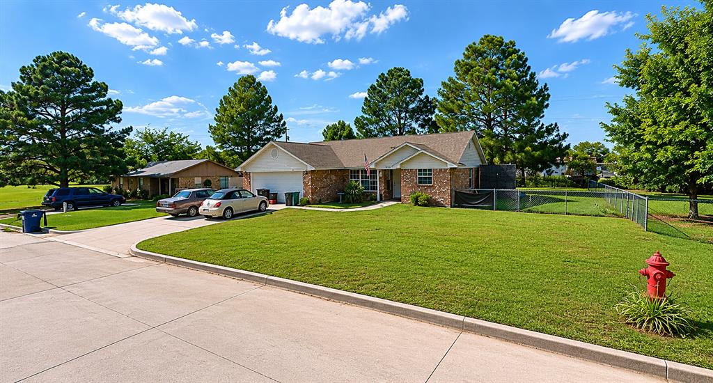 511 Pine Ridge Property Photo 12