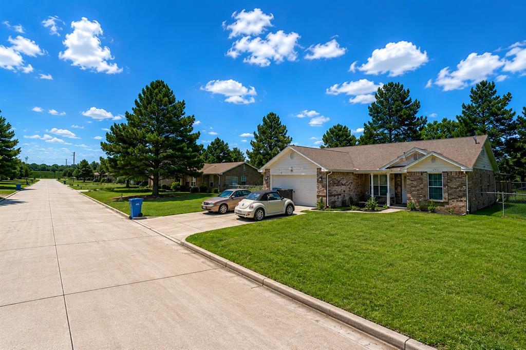 511 Pine Ridge Property Photo 14