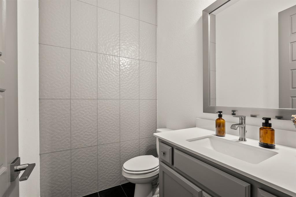 420 St. John Lane Property Photo 40