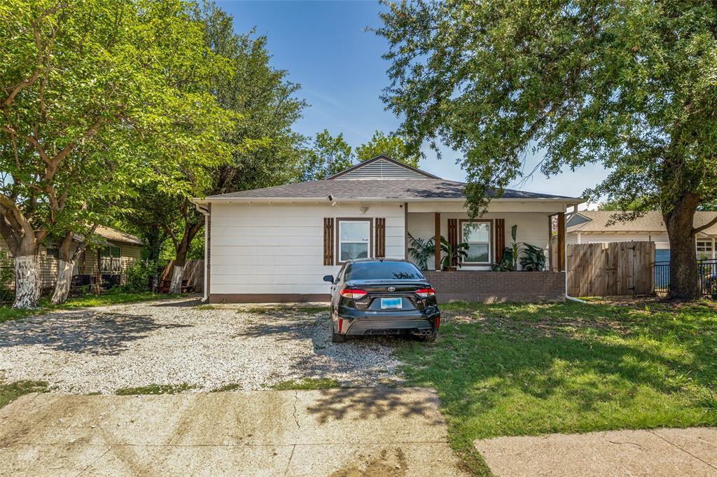 2214 Pine Street Property Photo 3