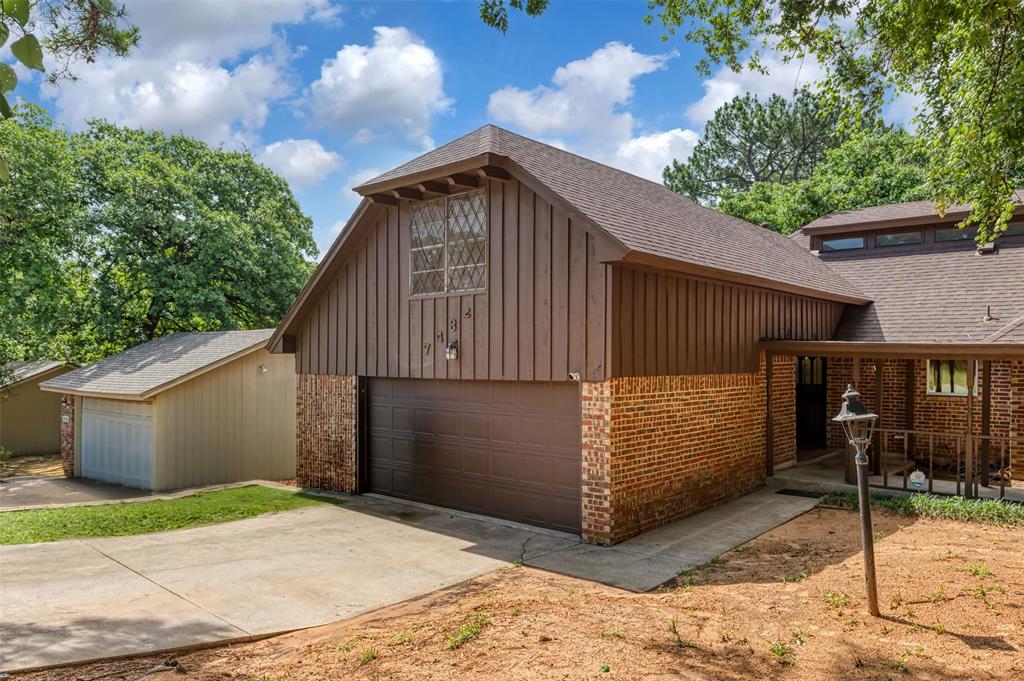 7432 Brentwood Stair Road Property Photo 1