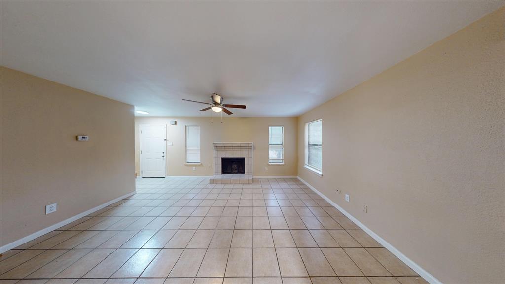 2117 W Walnut Street D Property Photo 11