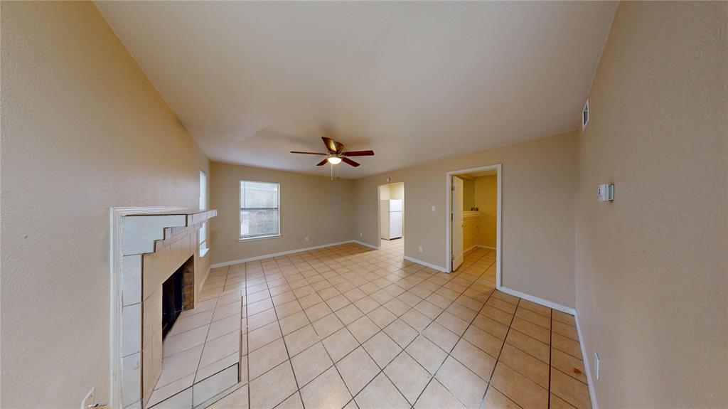 2117 W Walnut Street D Property Photo 12