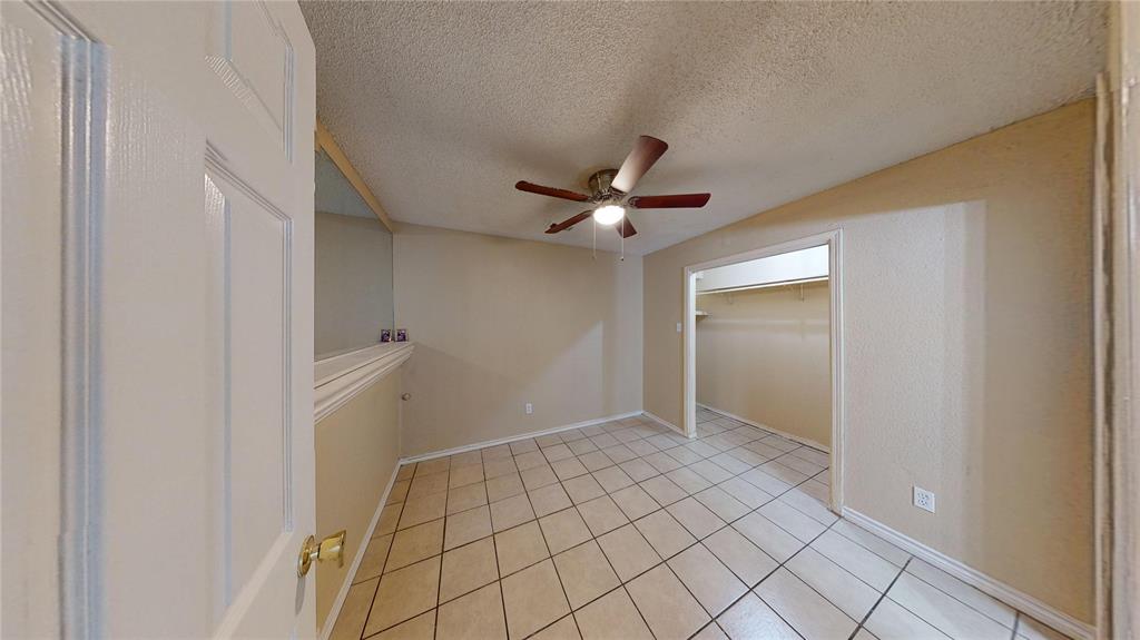 2117 W Walnut Street D Property Photo 13