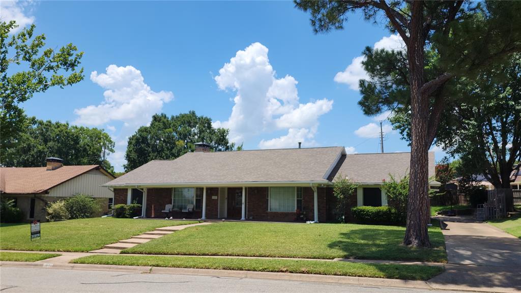 1601 Yarborough Drive Property Photo 1