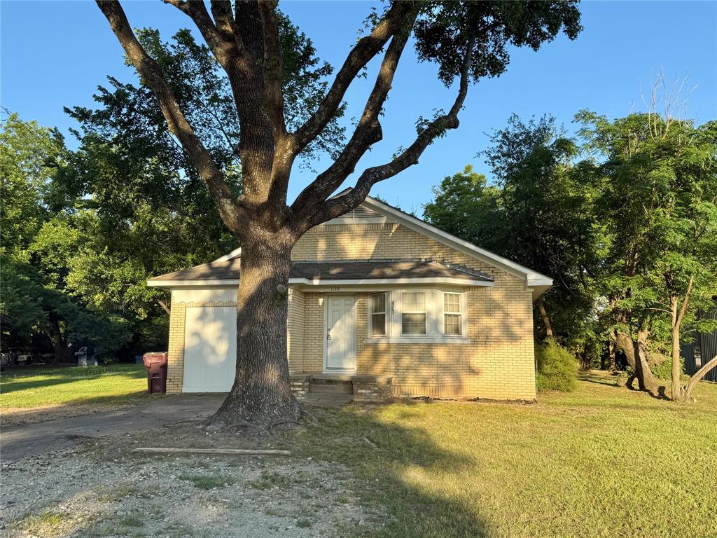 1130 S Buffalo Street Property Photo 1