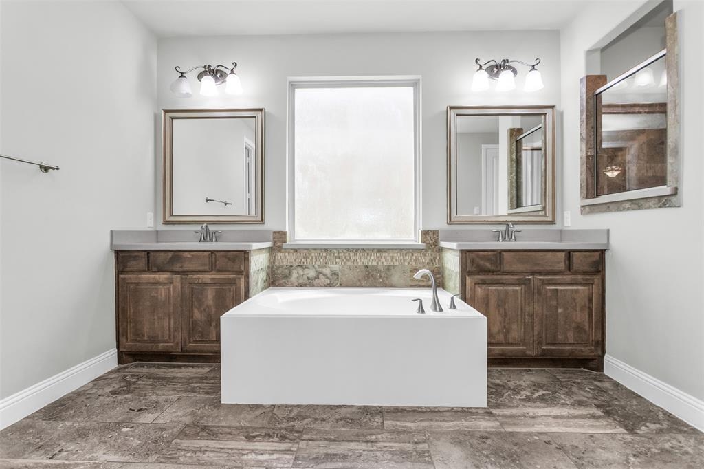 6333 Hall Road Property Photo 21