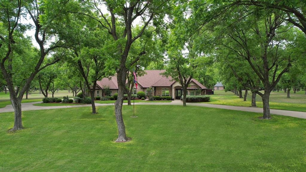 7402 Hampton Drive Property Photo 2