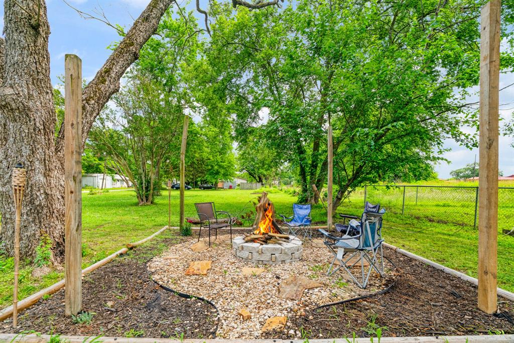403 Monroe Property Photo 3