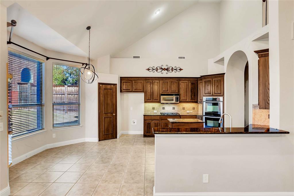 11567 Castle Brook Lane Property Photo 14