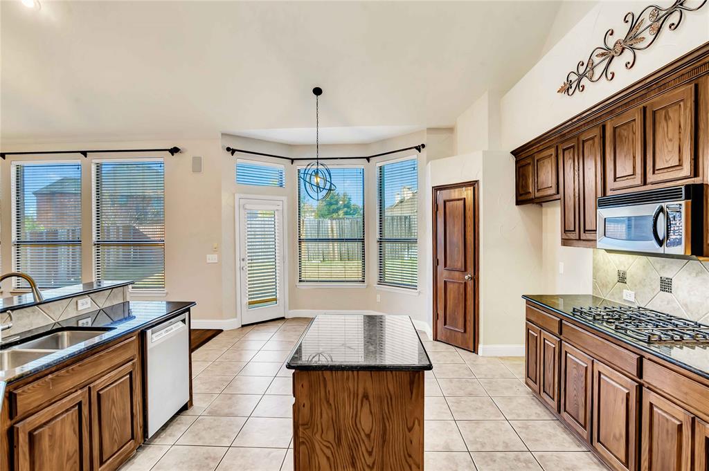 11567 Castle Brook Lane Property Photo 15
