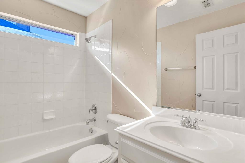 11567 Castle Brook Lane Property Photo 30