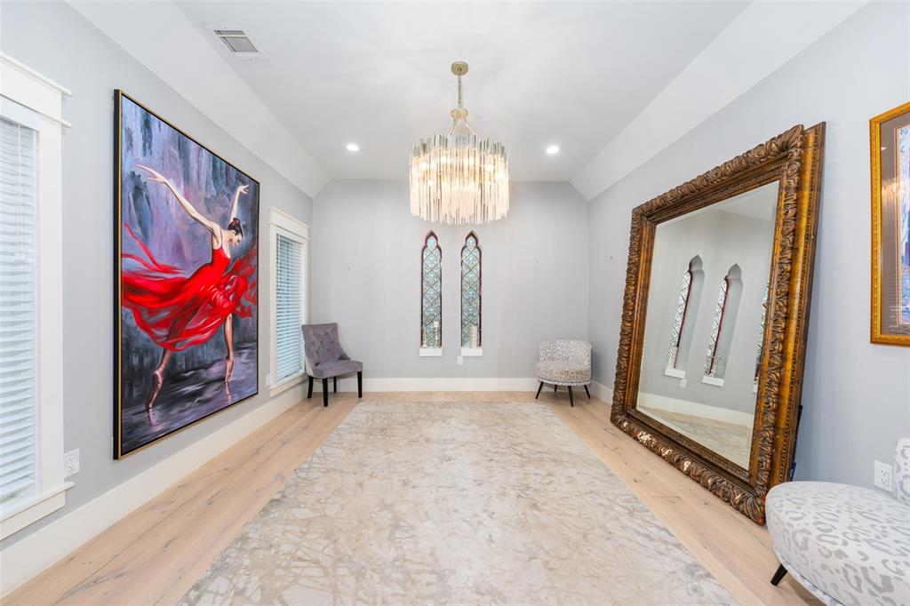 5134 Vanderbilt Avenue Property Photo 17