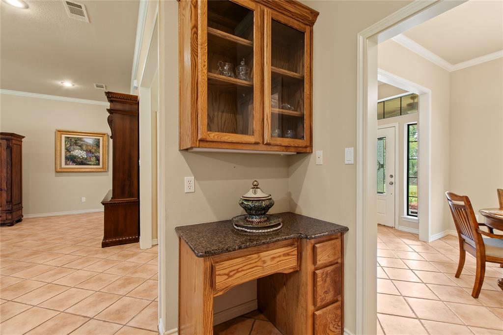 10226 Aaron Avenue Property Photo 17