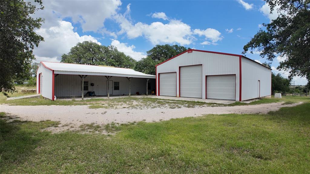 915 W Hwy 84 Highway Property Photo 3