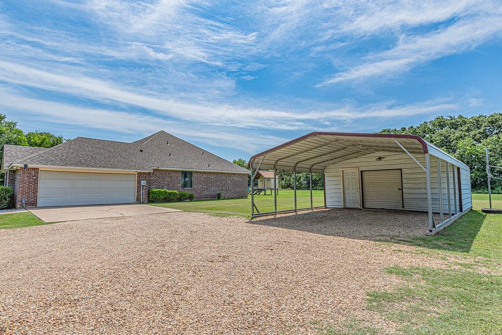 9789 S State Highway 34 Property Photo 18
