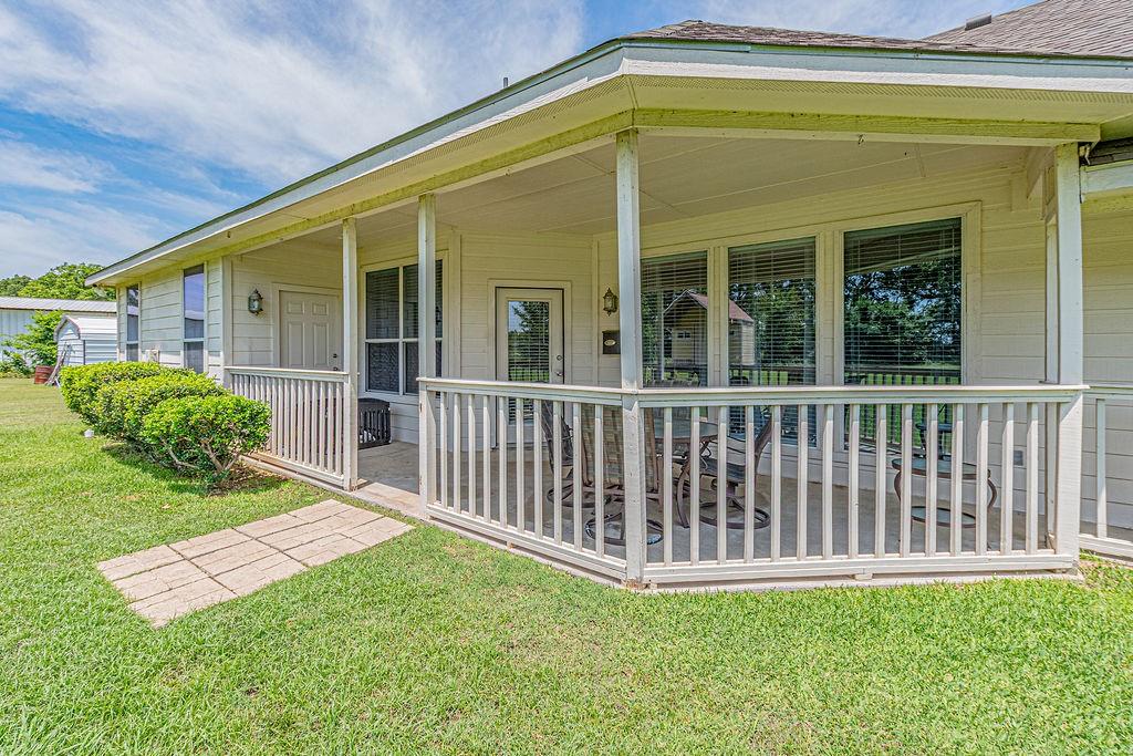 9789 S State Highway 34 Property Photo 23